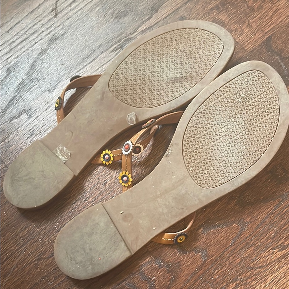 Tory Burch Brown Leather Sandals with Floral Accents - Picture 5 of 7